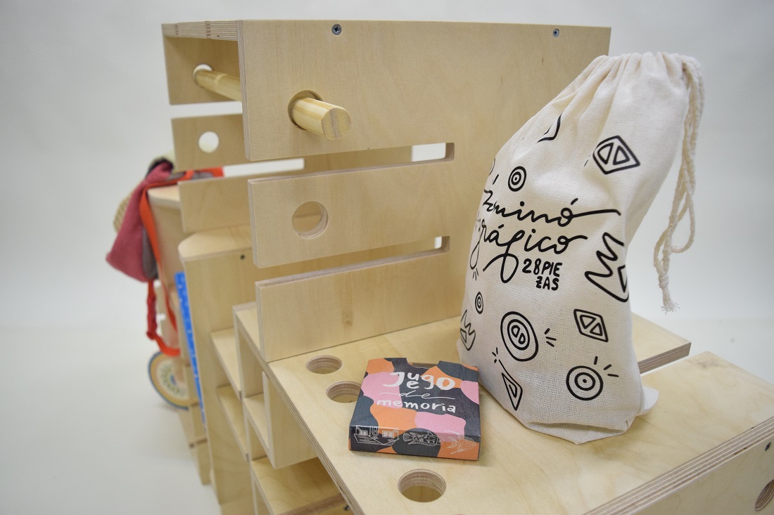 *Instalaciones para espacios infantiles para Minibosque. Proyecto de Natalia Vicente (Diseño Industrial) y Paula Ferrando (Diseño Gráfico).*